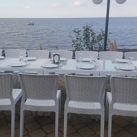 Pasa Tatil Koeyue מלון Akcaabat